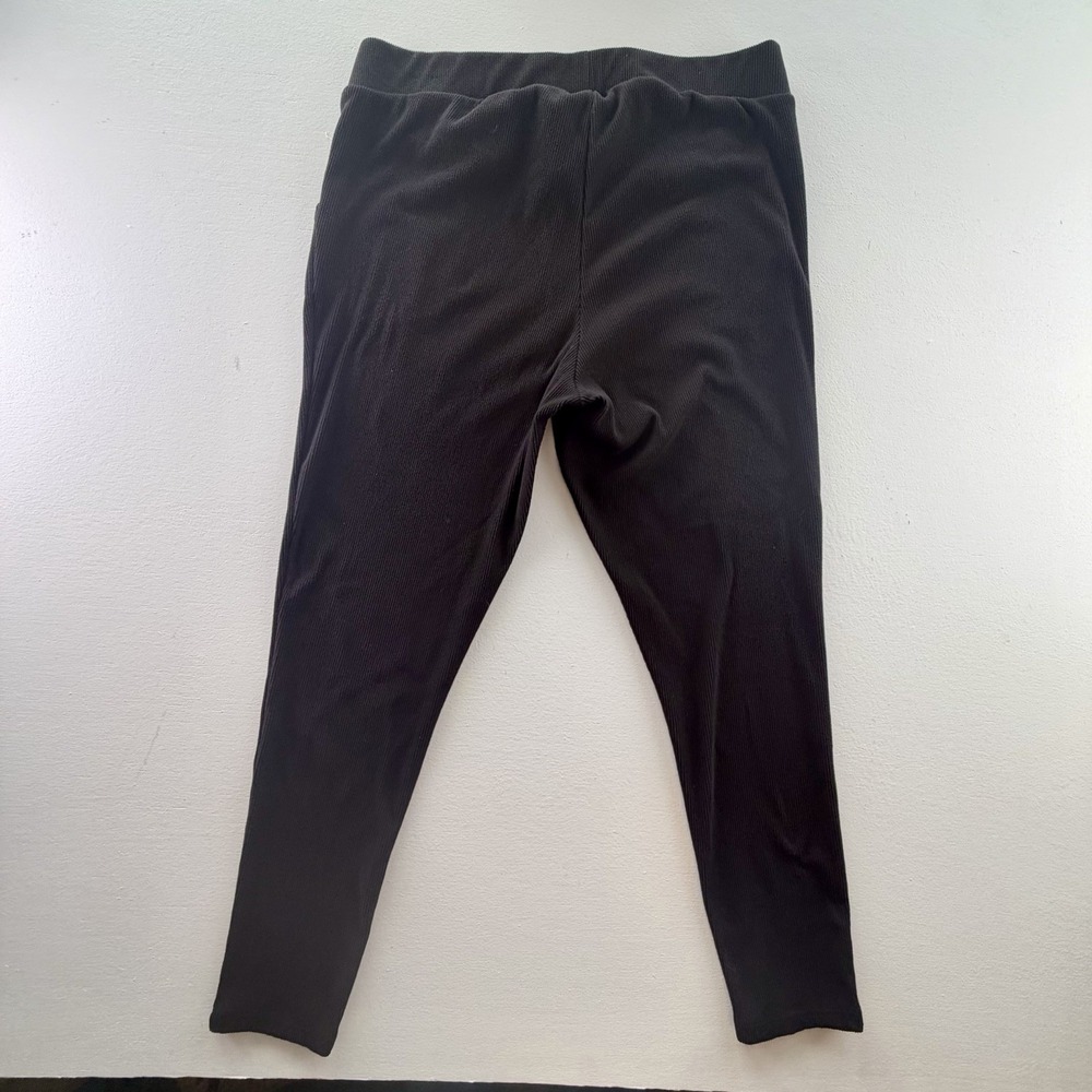 Torrid Leggings Women Size 2 Black Active W/Pockets Plus Size 18/20 Straight Leg